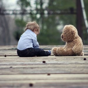 Diritto alla bambinità. L’importanza di ascoltare e rispettare i bambini