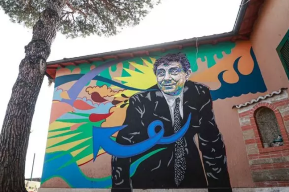 basaglia murales diavu L’omaggio a Franco Basaglia per il suo centoduesimo anniversario dalla nascita. Il murale di Diavù