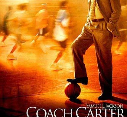 locandina Gruppo, disciplina, senso del futuro, andare oltre lo sport. Questo insegna Coach Carter